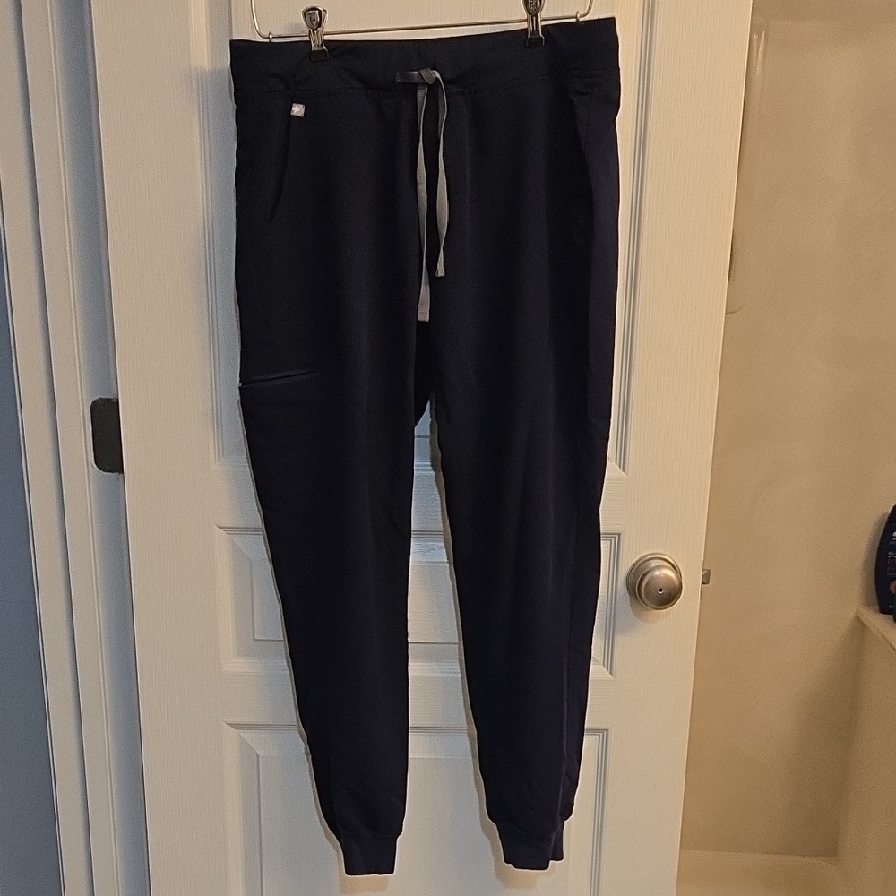 Figs Womens Zamora Joggers In Navy